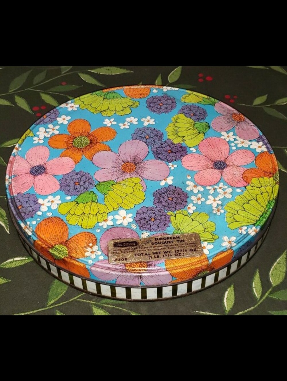 Vintage Mid-Century 1970's Round European Bouquet Tin